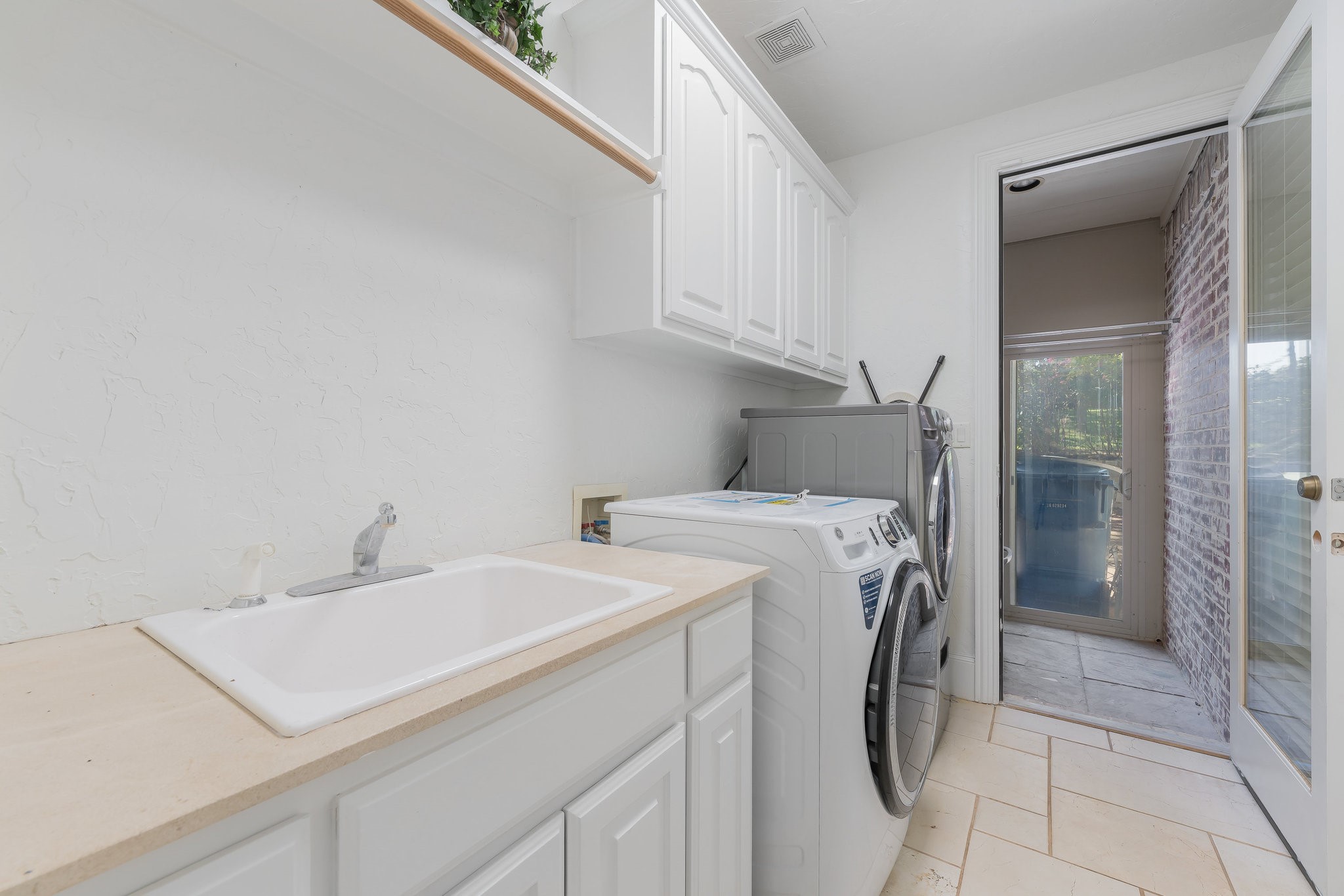 3205 High Point Drive Flower Mound TX 75022