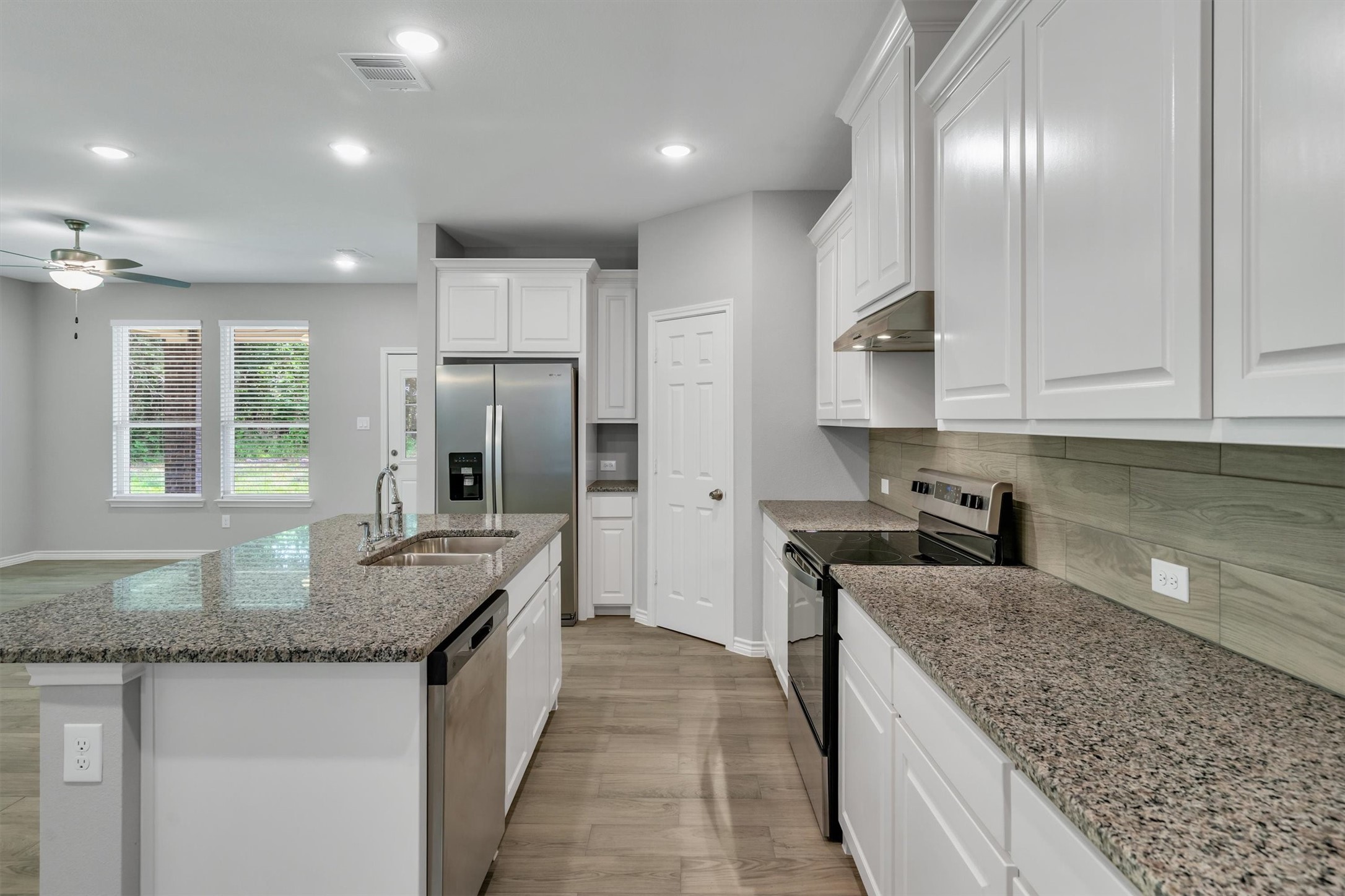 159 Private Road 8524 Van TX 75790