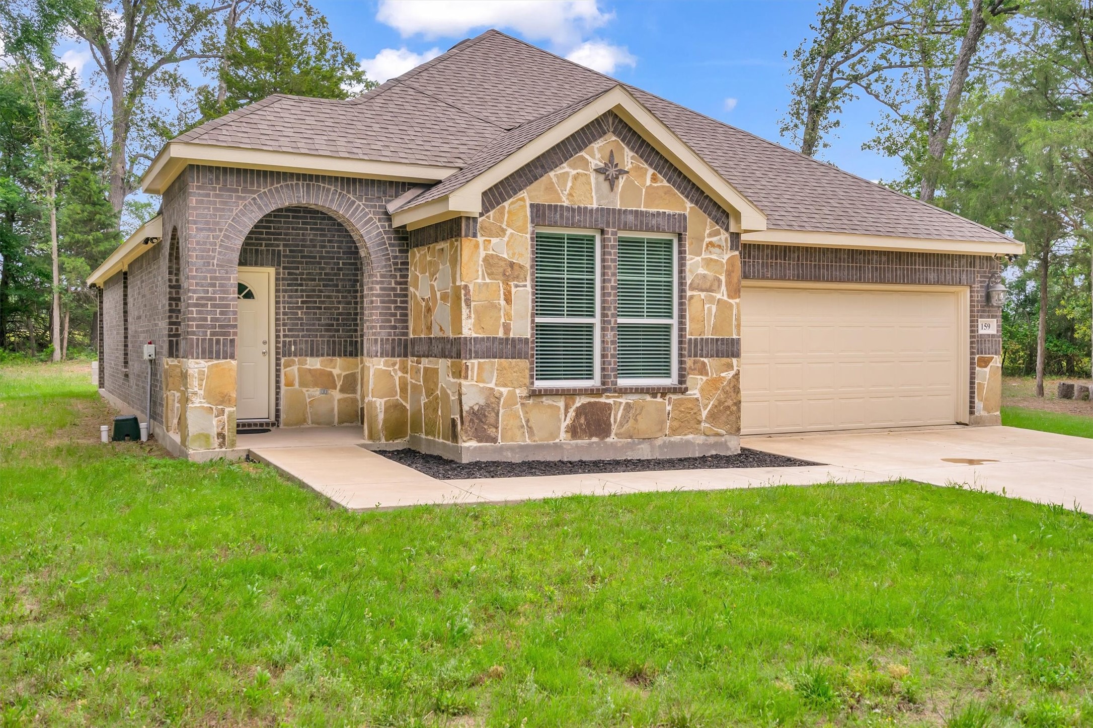 159 Private Road 8524 Van TX 75790