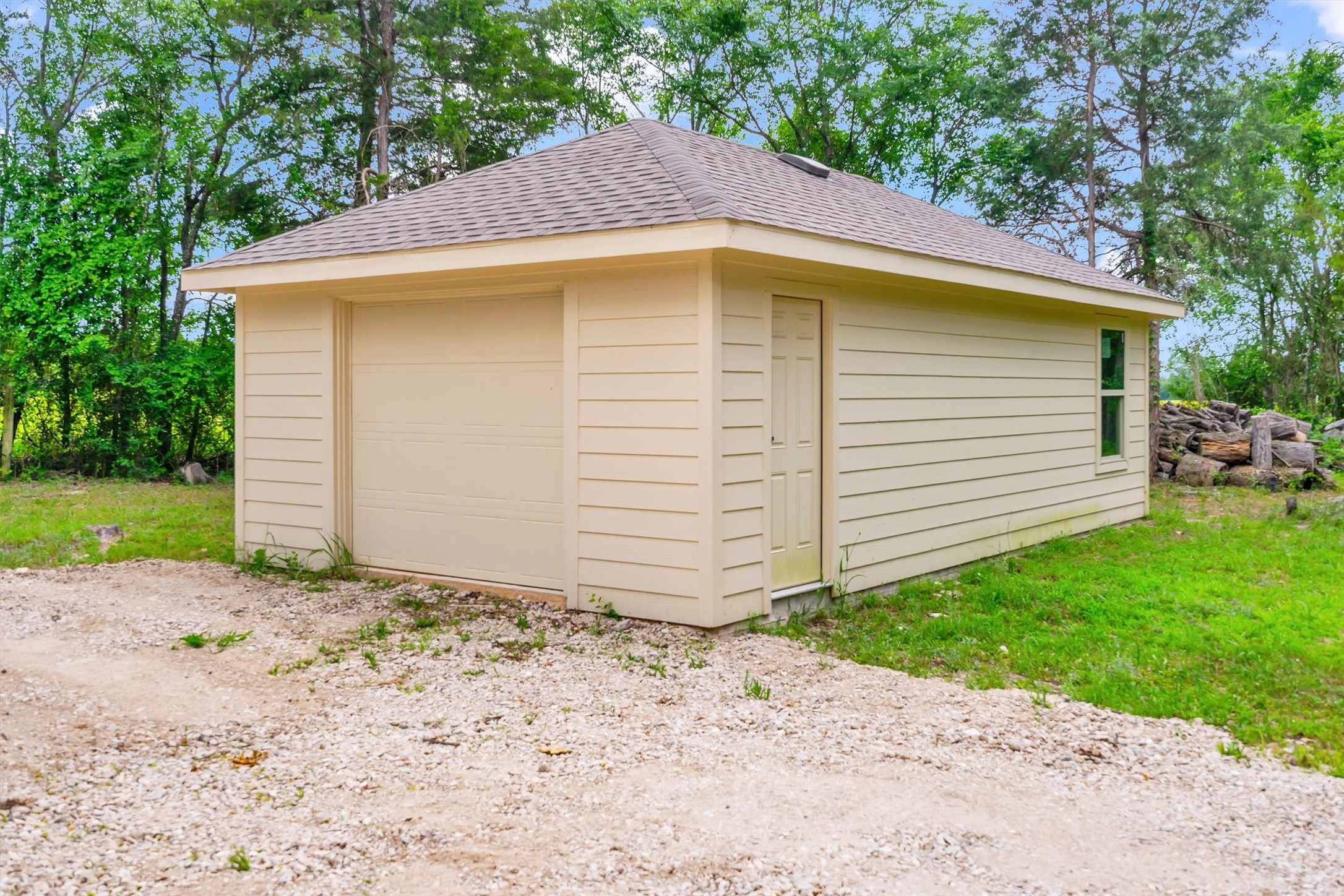 159 Private Road 8524 Van TX 75790