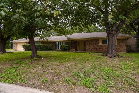 203 S Wood Street Denton TX 76205