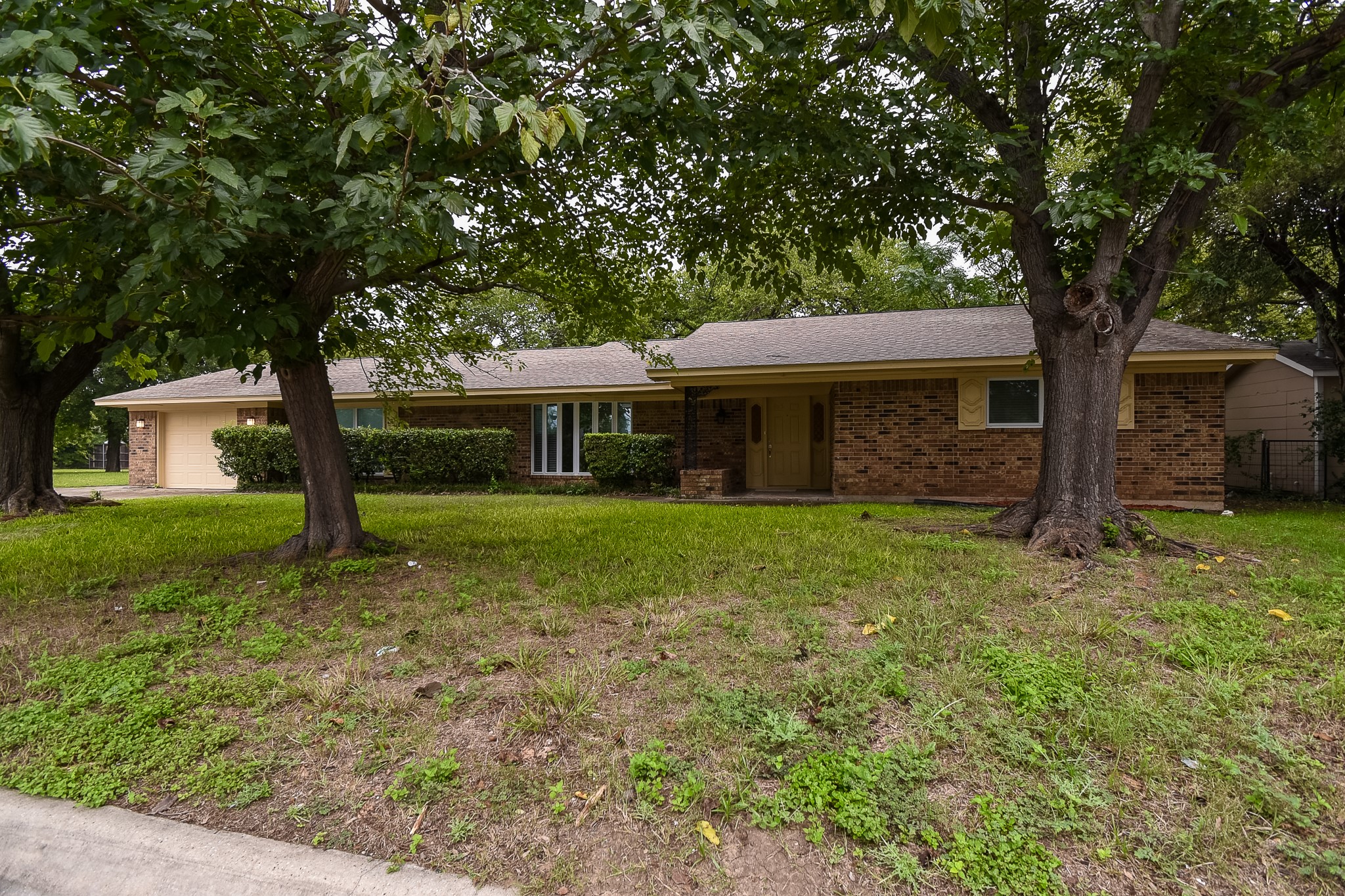 203 S Wood Street Denton TX 76205