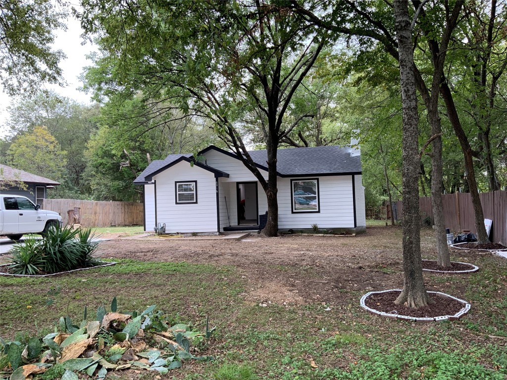 6916 Scyene Road Dallas TX 75227