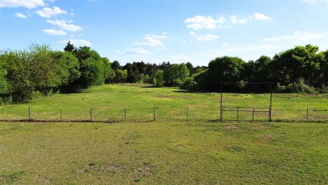 1542 W Reindeer Road Lancaster TX 75146