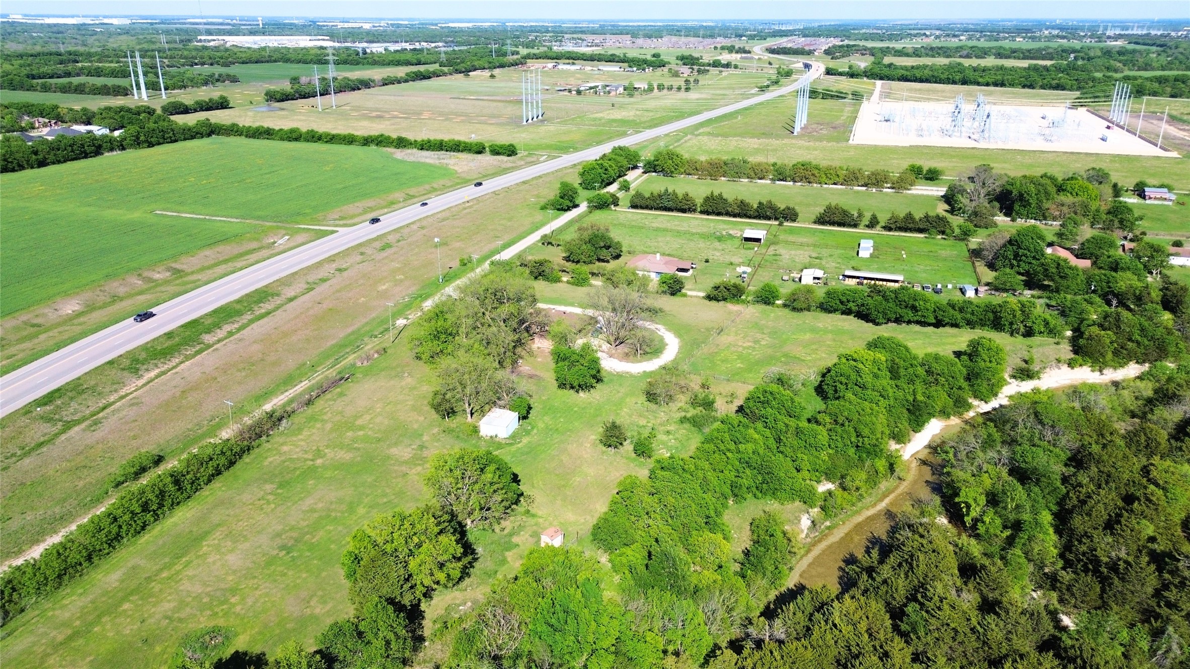 1542 W Reindeer Road Lancaster TX 75146