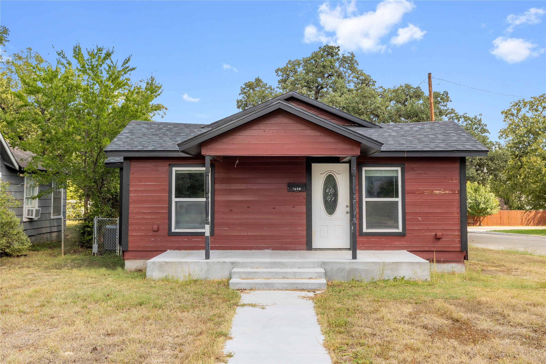 1620 Vincent Street Brownwood TX 76801
