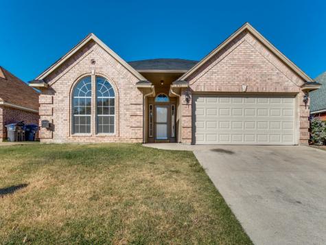 8741 Creede Trail Fort Worth TX 76118