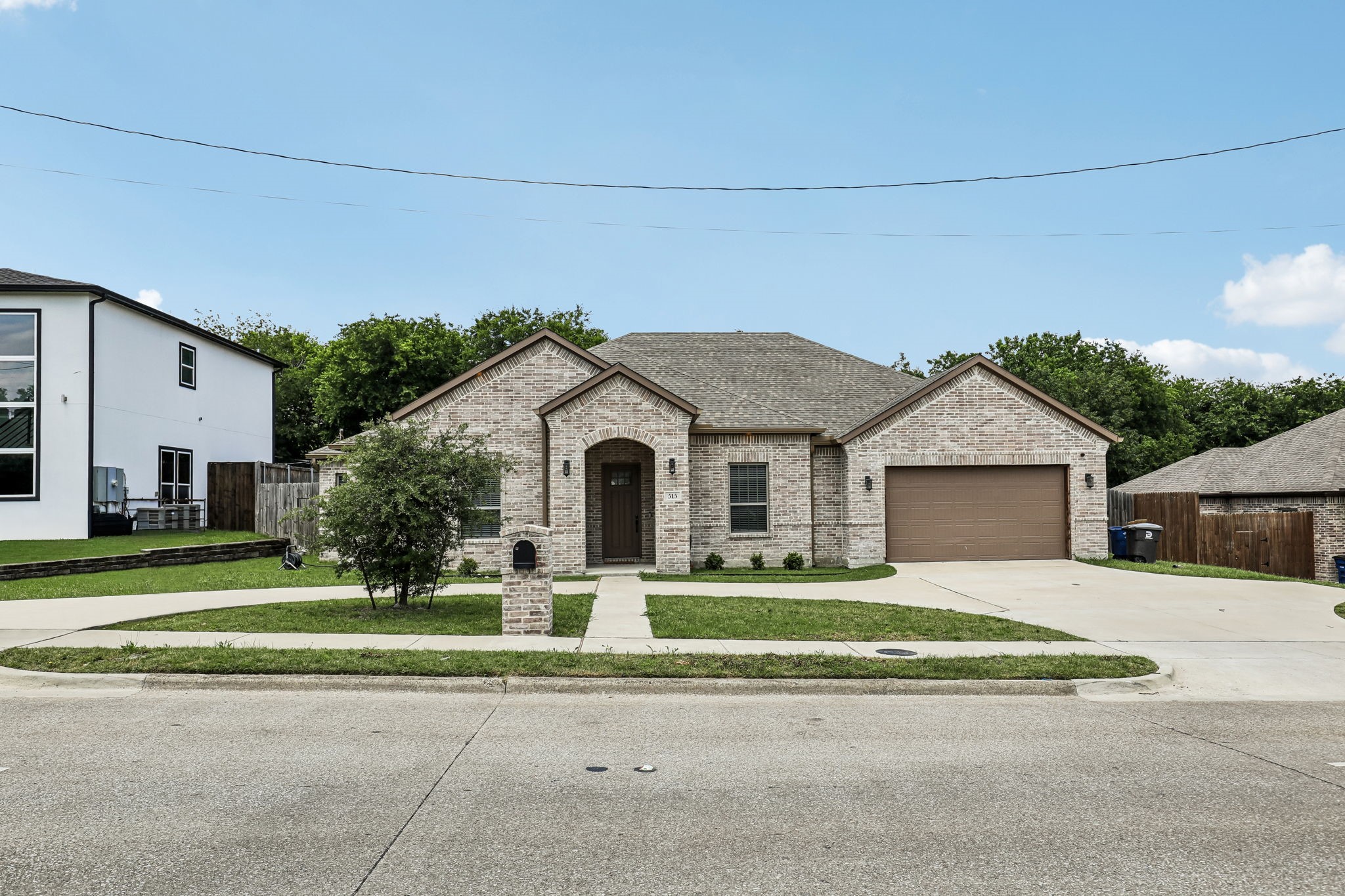 515 W Laureland Road Dallas TX 75232