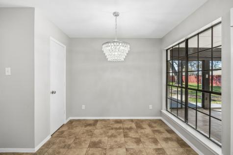 904 Bert Drive Arlington TX 76012