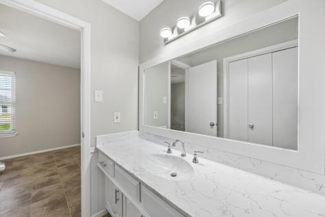 904 Bert Drive Arlington TX 76012