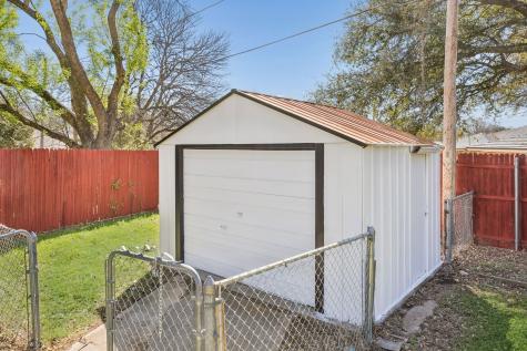 904 Bert Drive Arlington TX 76012