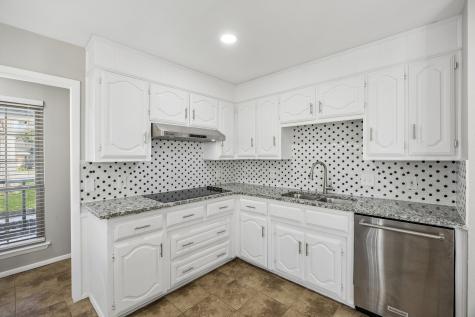 904 Bert Drive Arlington TX 76012