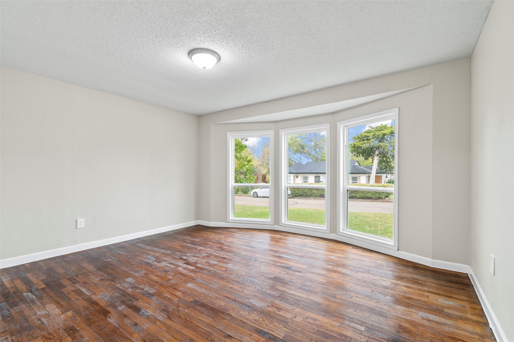 2336 Glencrest Drive Fort Worth TX 76119