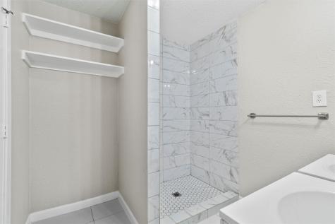 2336 Glencrest Drive Fort Worth TX 76119