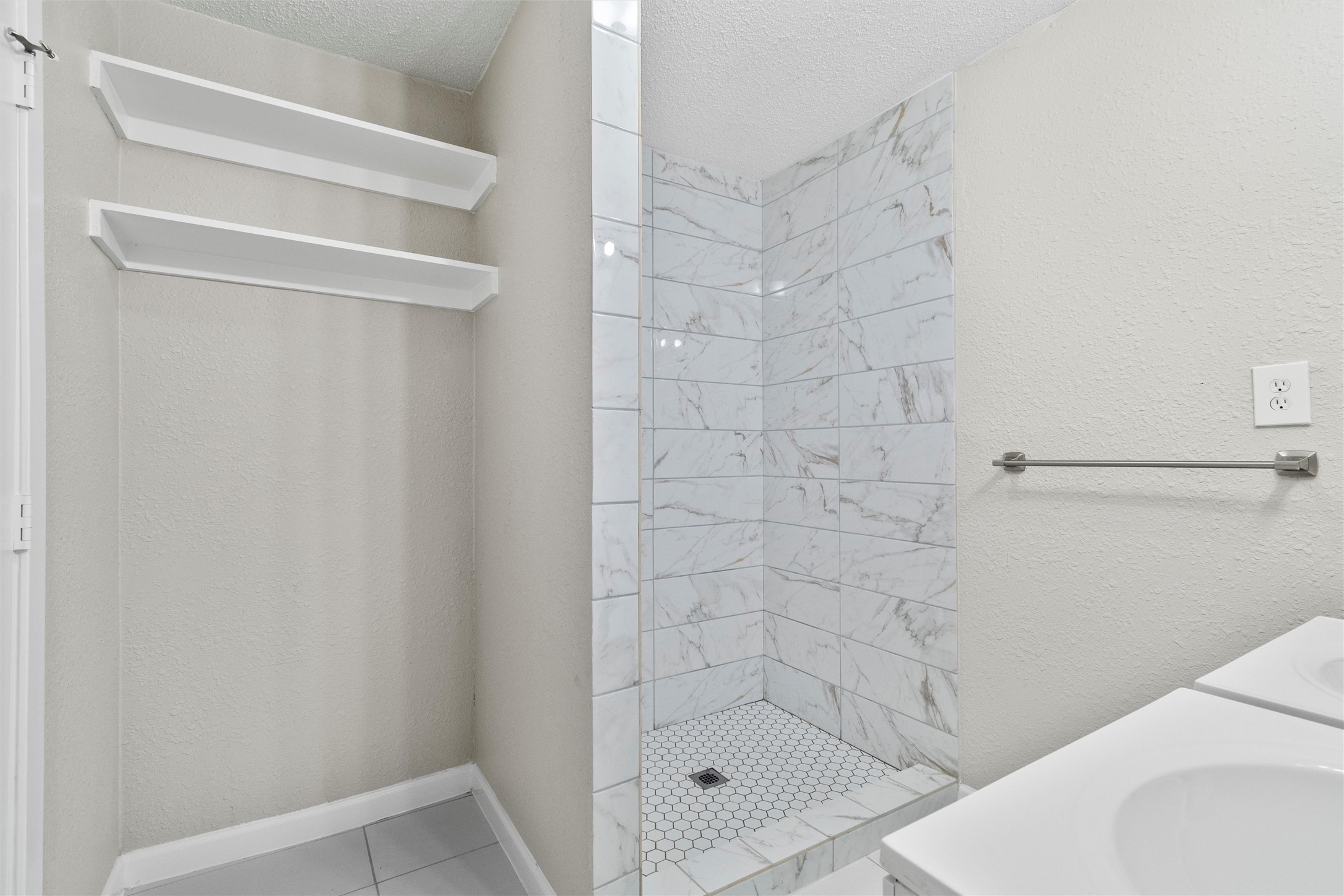 2336 Glencrest Drive Fort Worth TX 76119