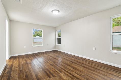 2336 Glencrest Drive Fort Worth TX 76119