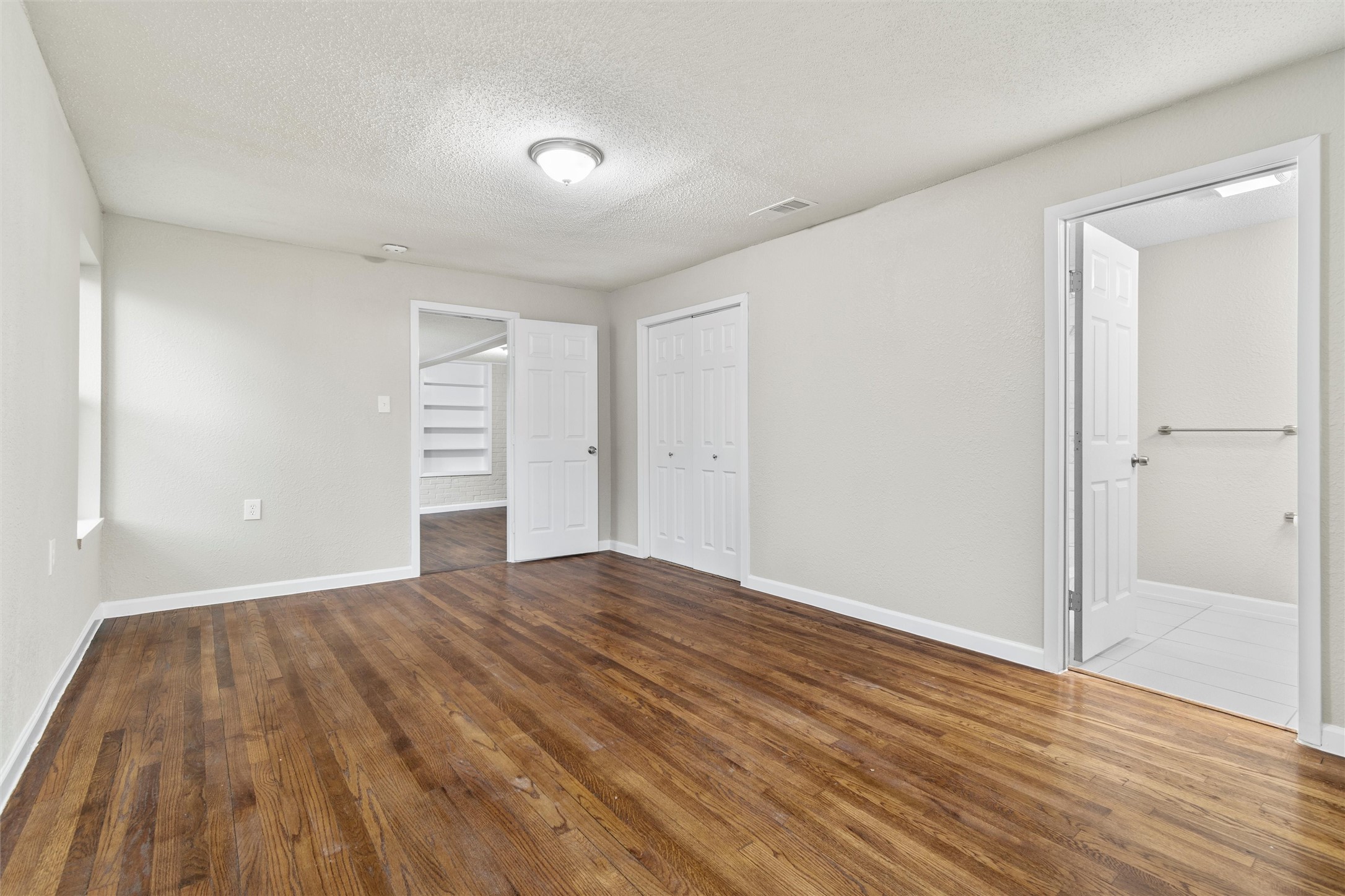 2336 Glencrest Drive Fort Worth TX 76119