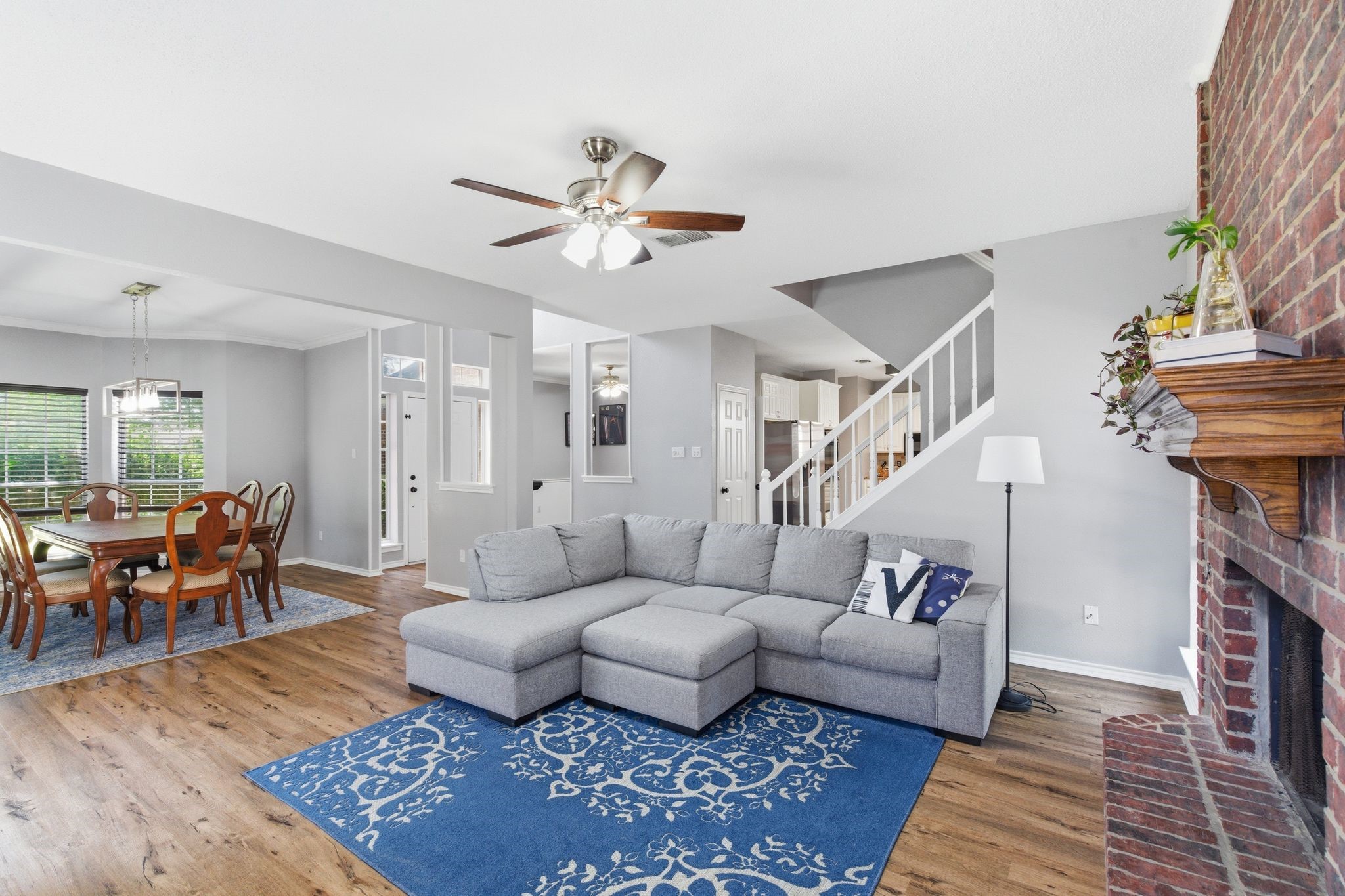 1214 Holly Hill Drive Grand Prairie TX 75052