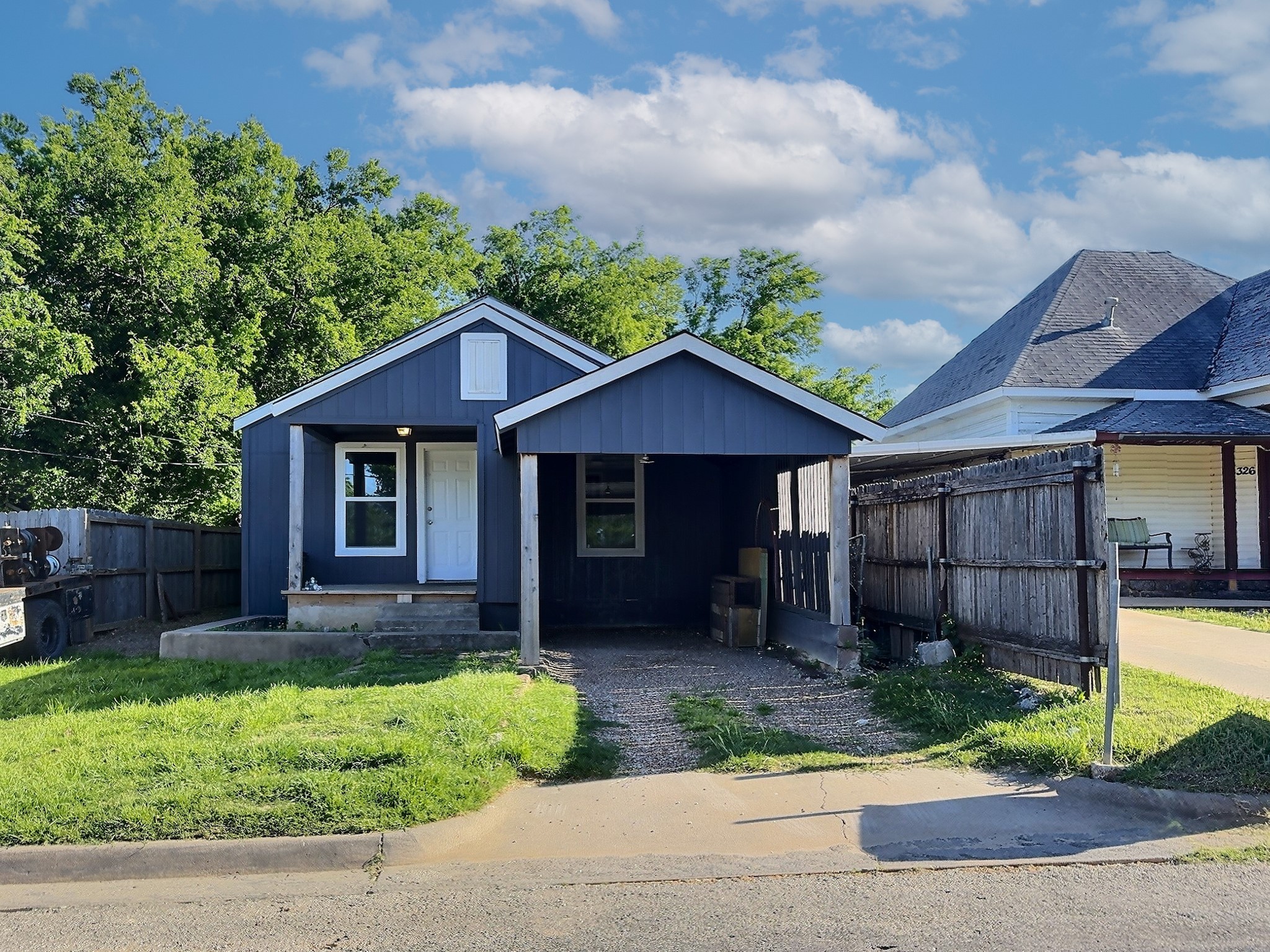 330 E Thompson Street Jacksboro TX 76458