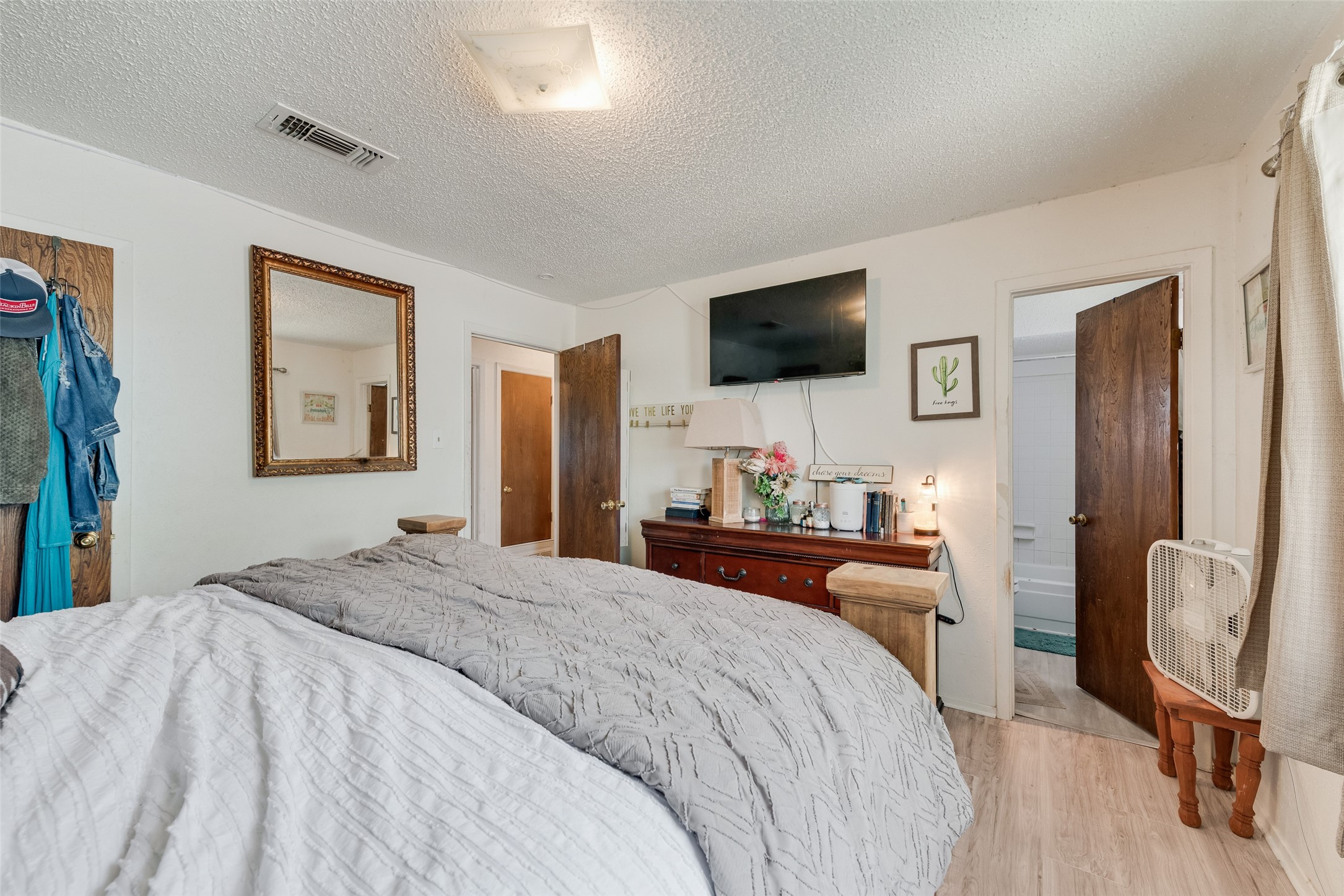 1308 N Kaufman Street Ennis TX 75119