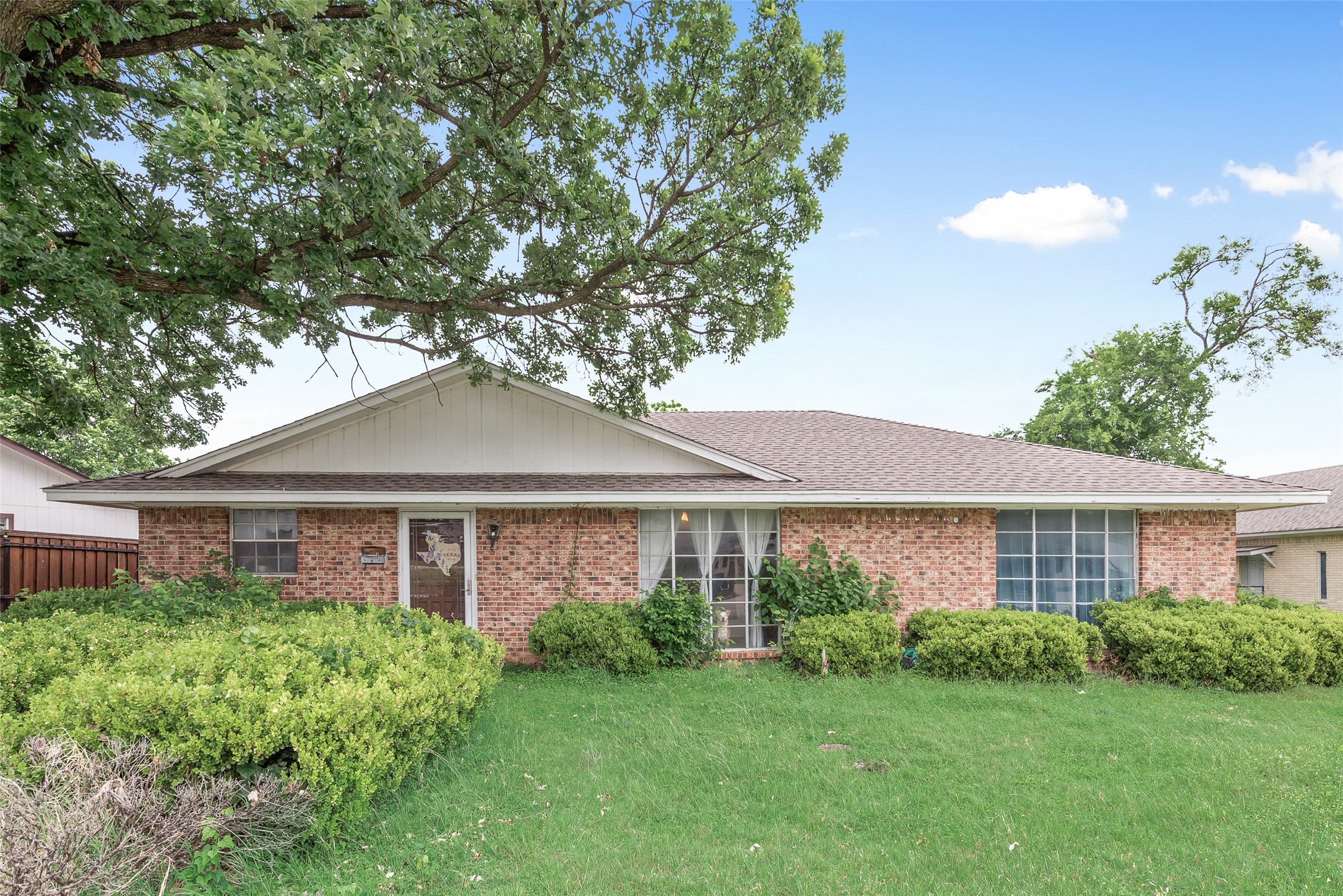 1308 N Kaufman Street Ennis TX 75119