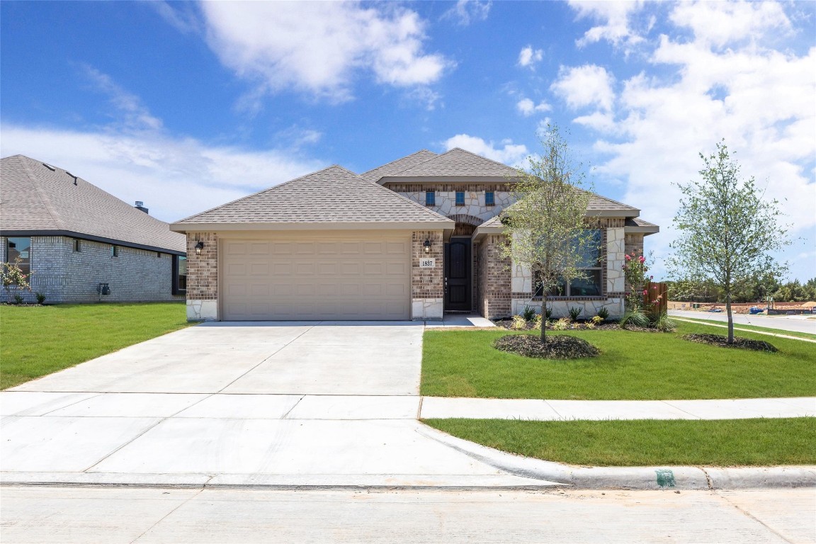 1837 Barberry Way Weatherford TX 76086