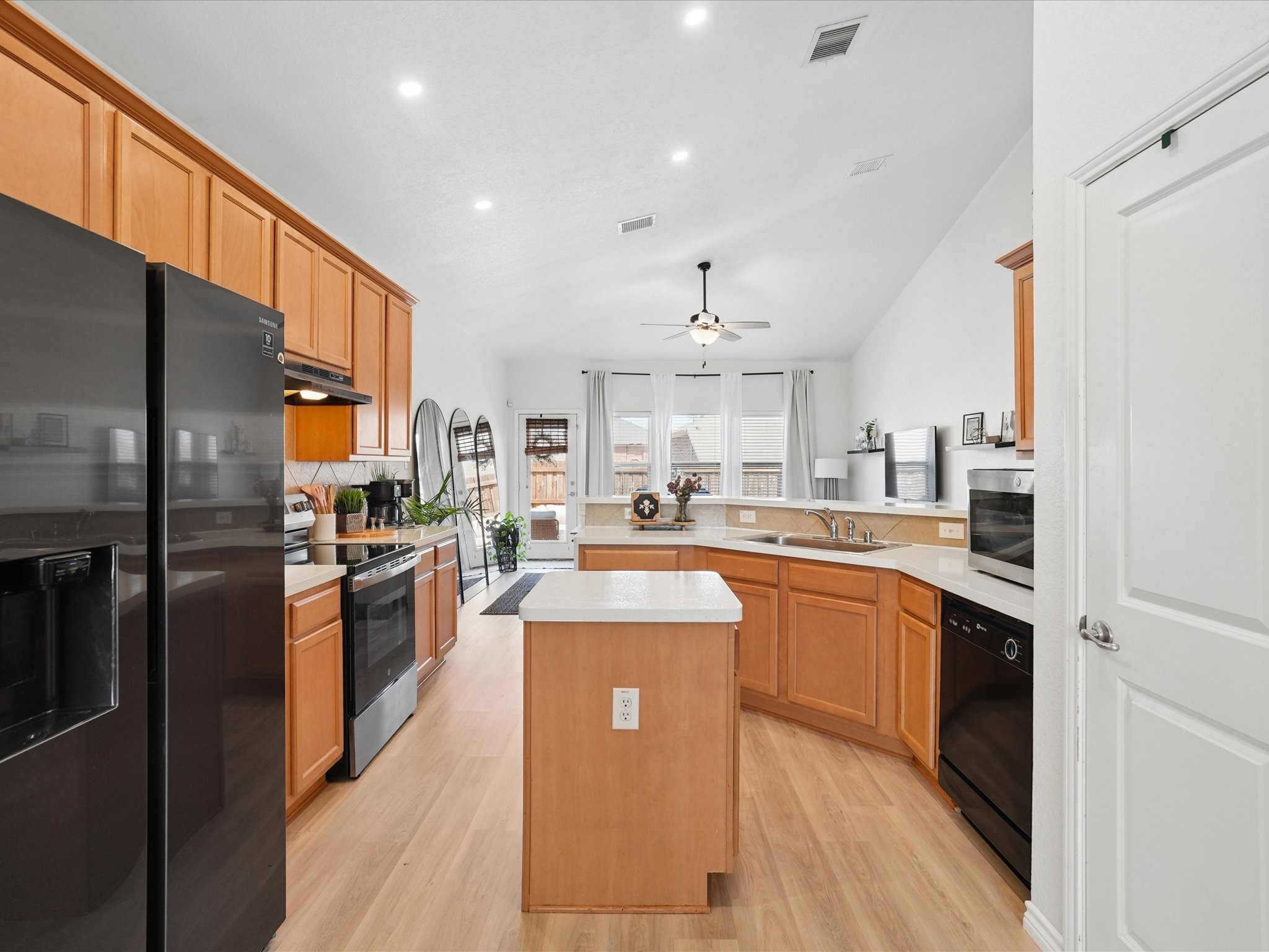 6527 Portside Ridge Lane Dallas TX 75249