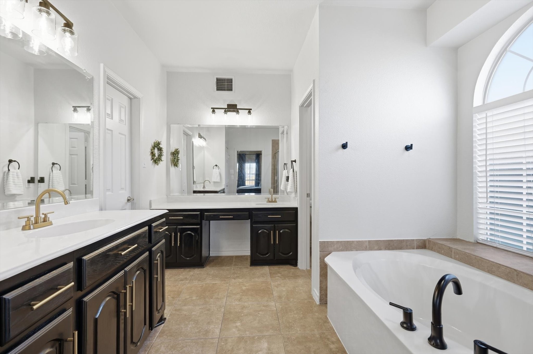 14052 Zippo Way Fort Worth TX 76052