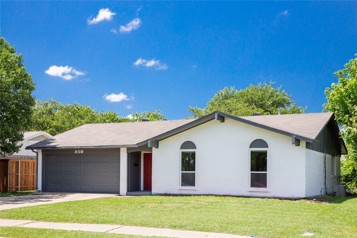 809 Ontario Drive Garland TX 75040