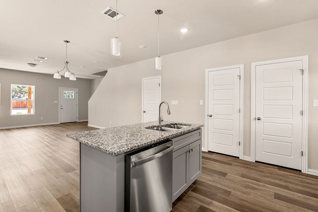 3849 Kimbo Road Fort Worth TX 76104