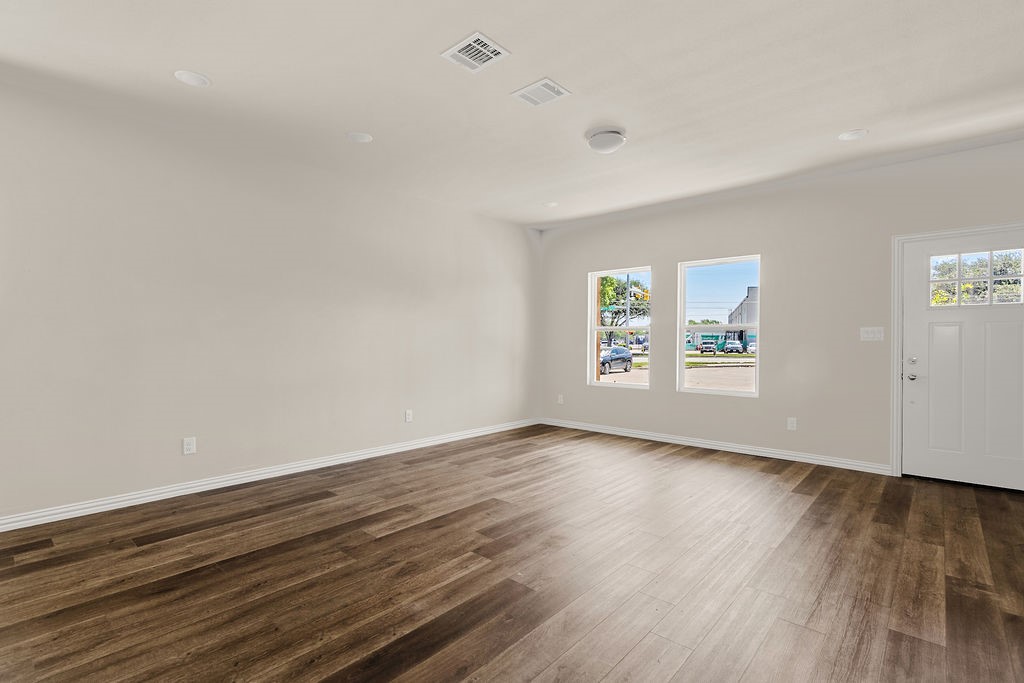 3849 Kimbo Road Fort Worth TX 76104