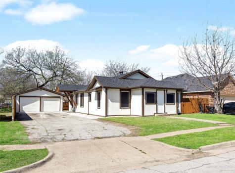 706 Tuskegee Street Grand Prairie TX 75051