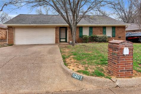 6201 Maple Springs Drive Arlington TX 76001