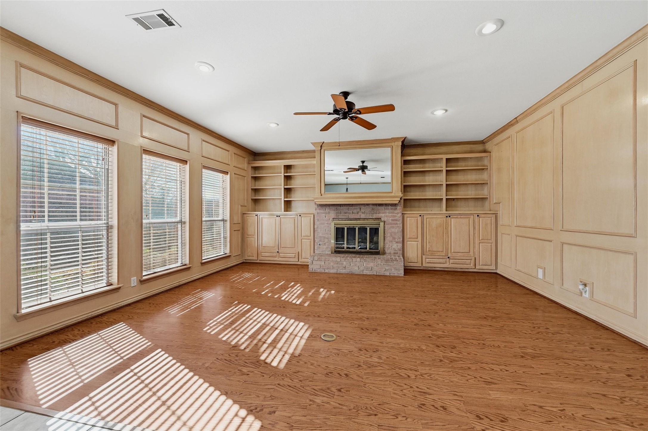 2210 Meadows Lane Sherman TX 75092