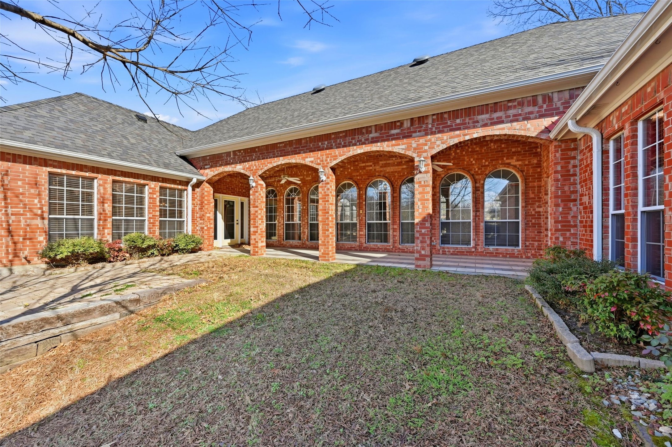 2210 Meadows Lane Sherman TX 75092