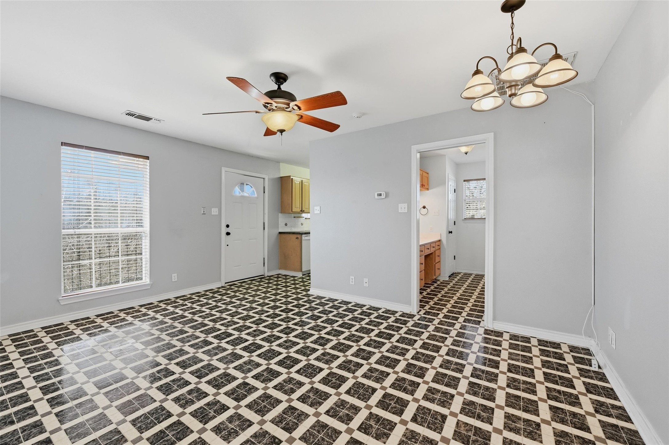 2210 Meadows Lane Sherman TX 75092