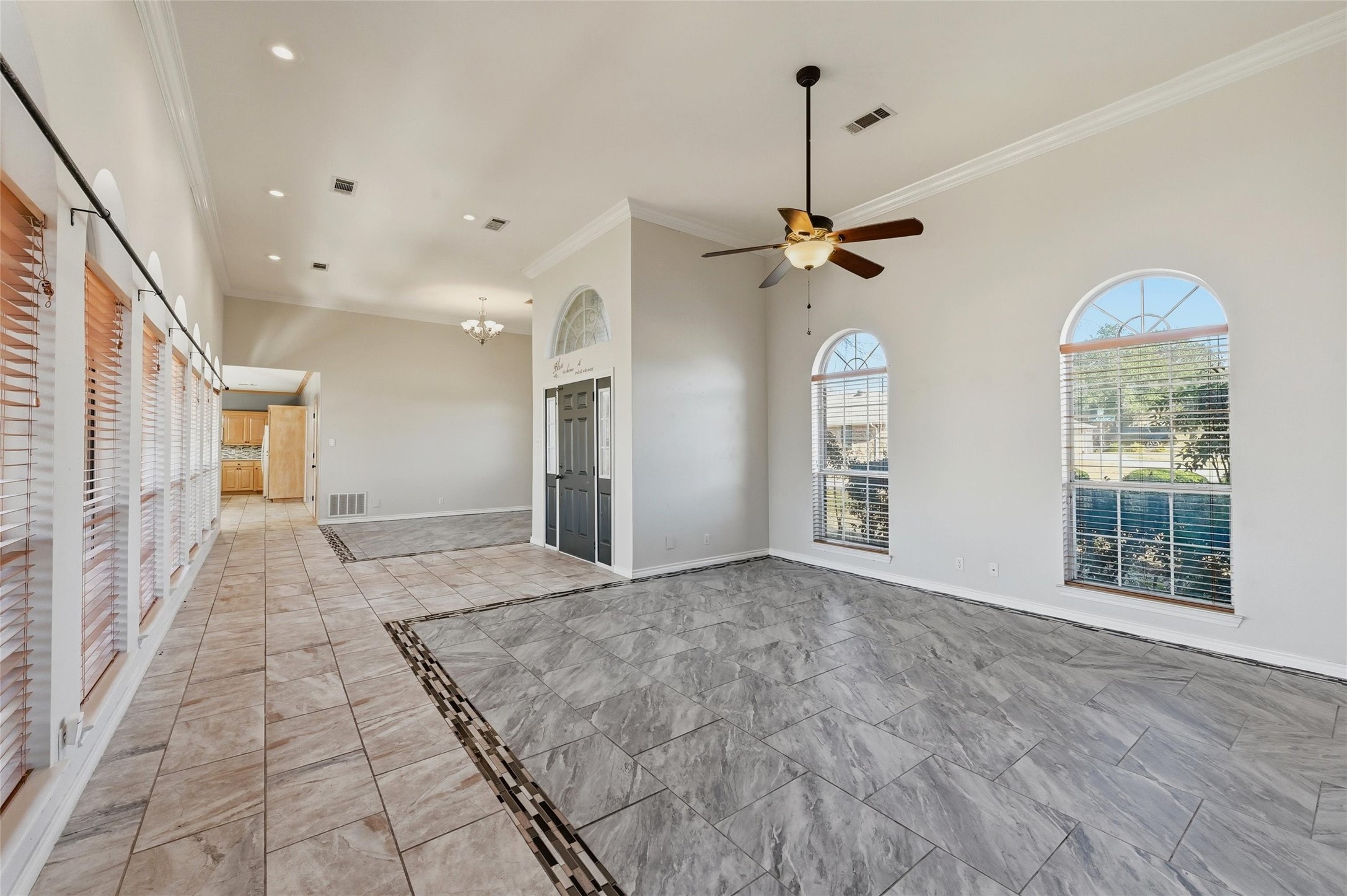 2210 Meadows Lane Sherman TX 75092