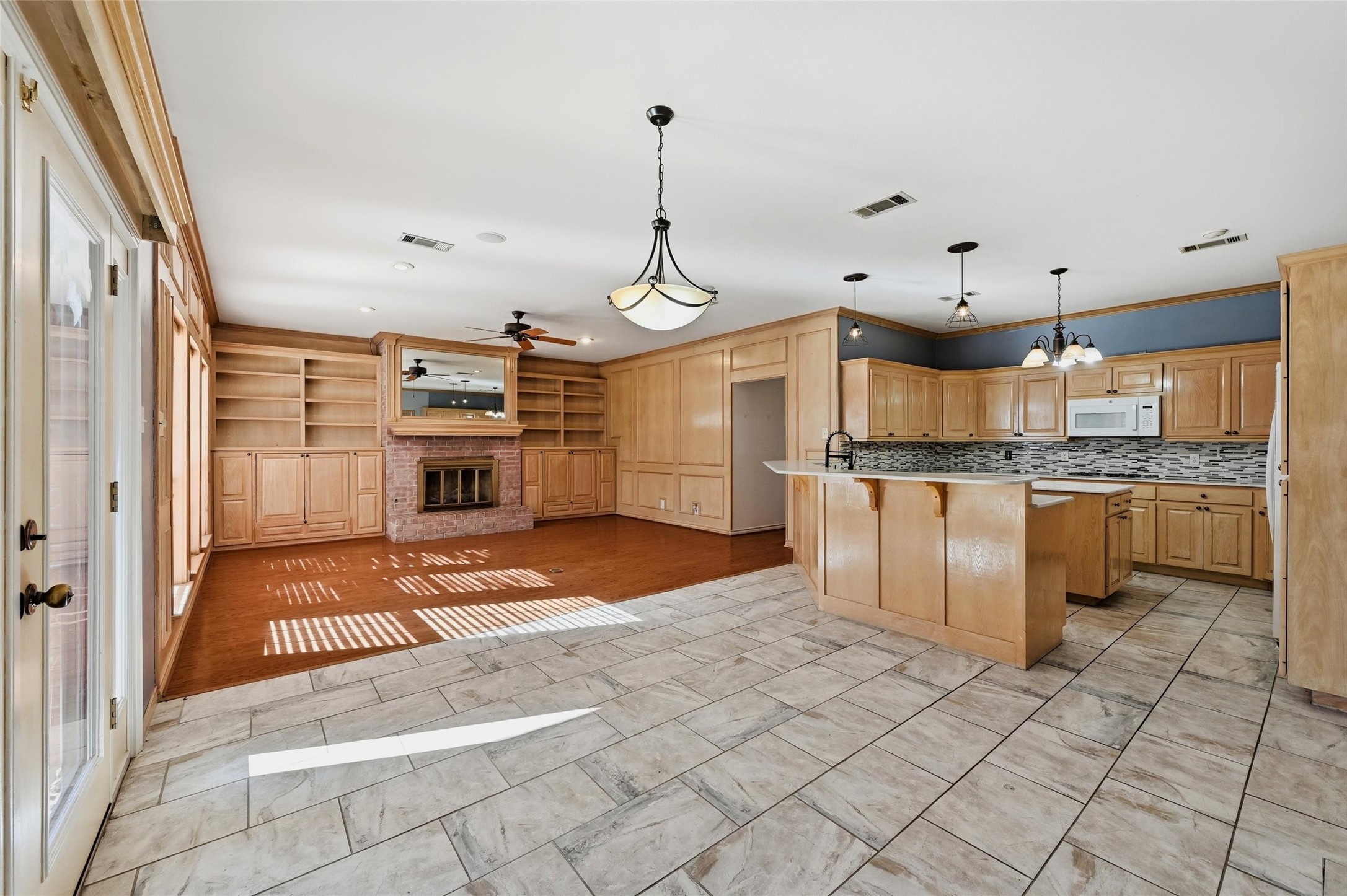 2210 Meadows Lane Sherman TX 75092