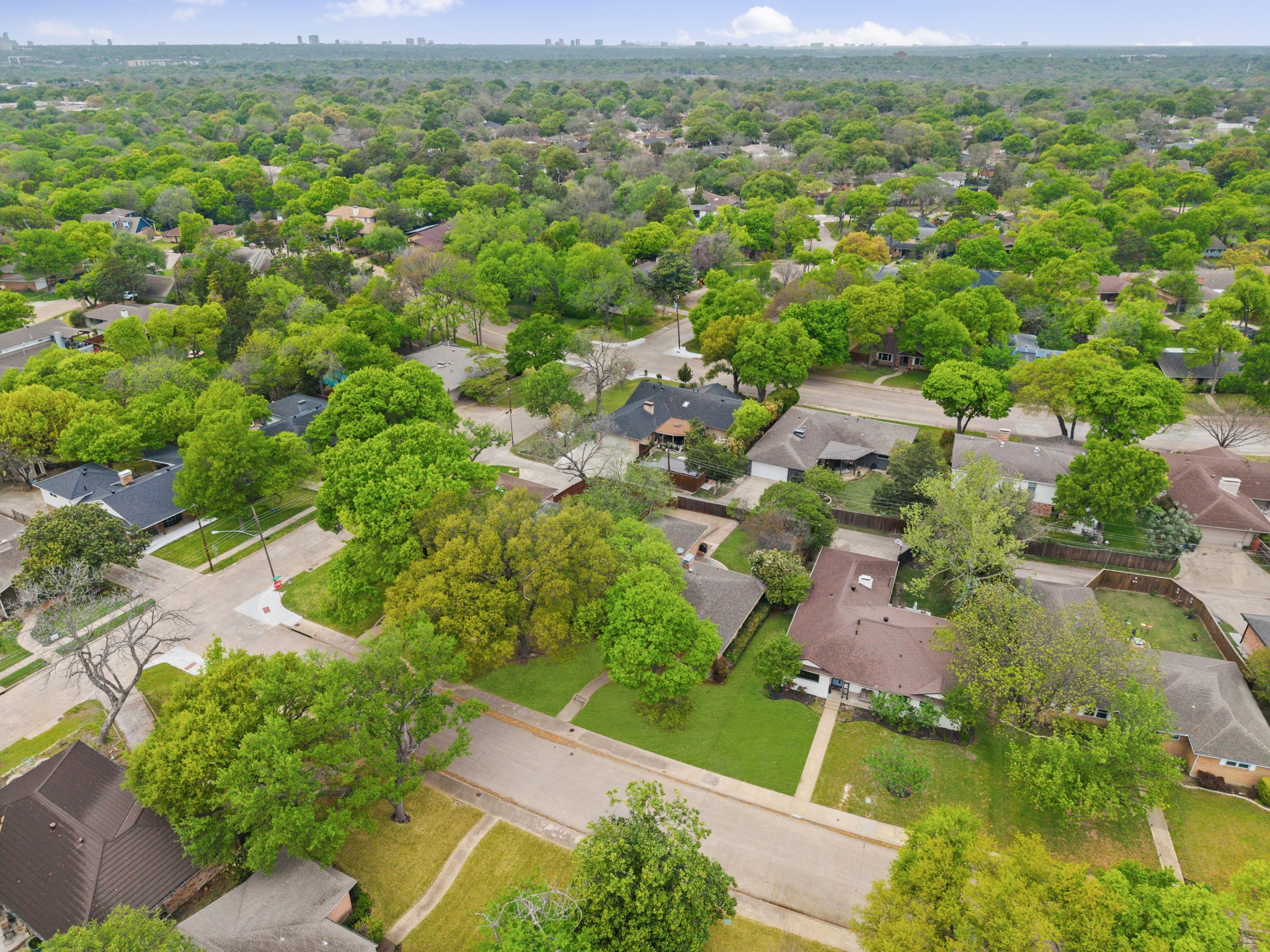 8309 Londonderry Lane Dallas TX 75228