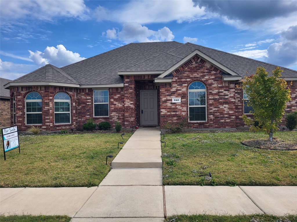 542 Meadowlake Drive Waxahachie TX 75165