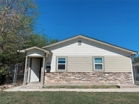 1021 Baker Street Fort Worth TX 76104