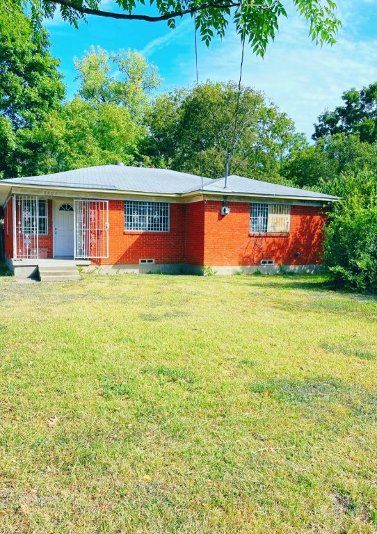8703 Slay Street Dallas TX 75217