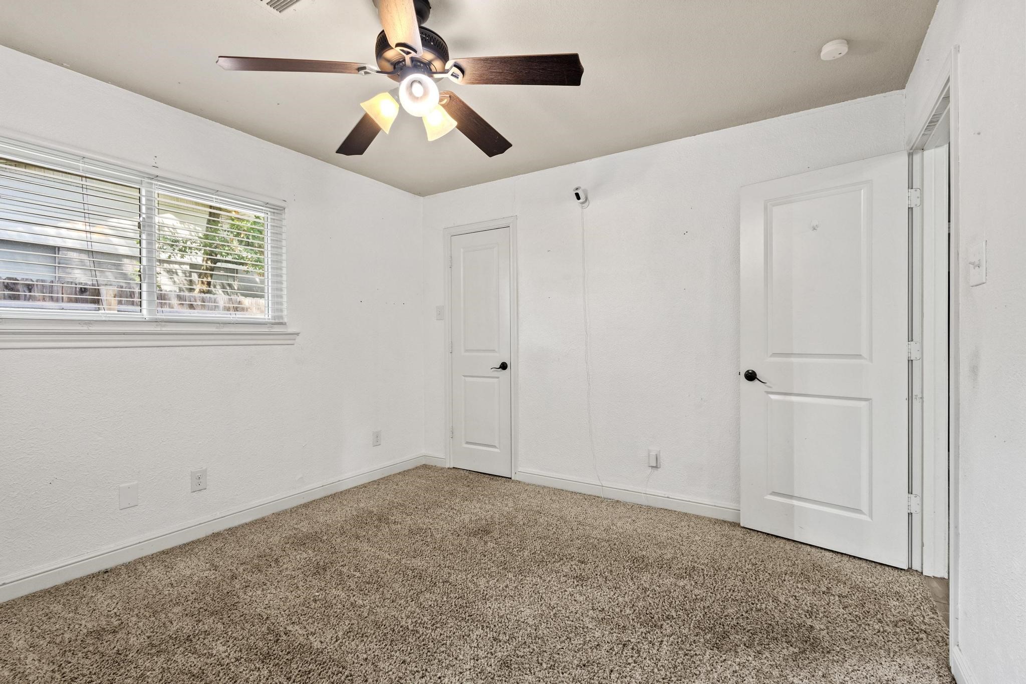 878 N Main Drive Van Alstyne TX 75495