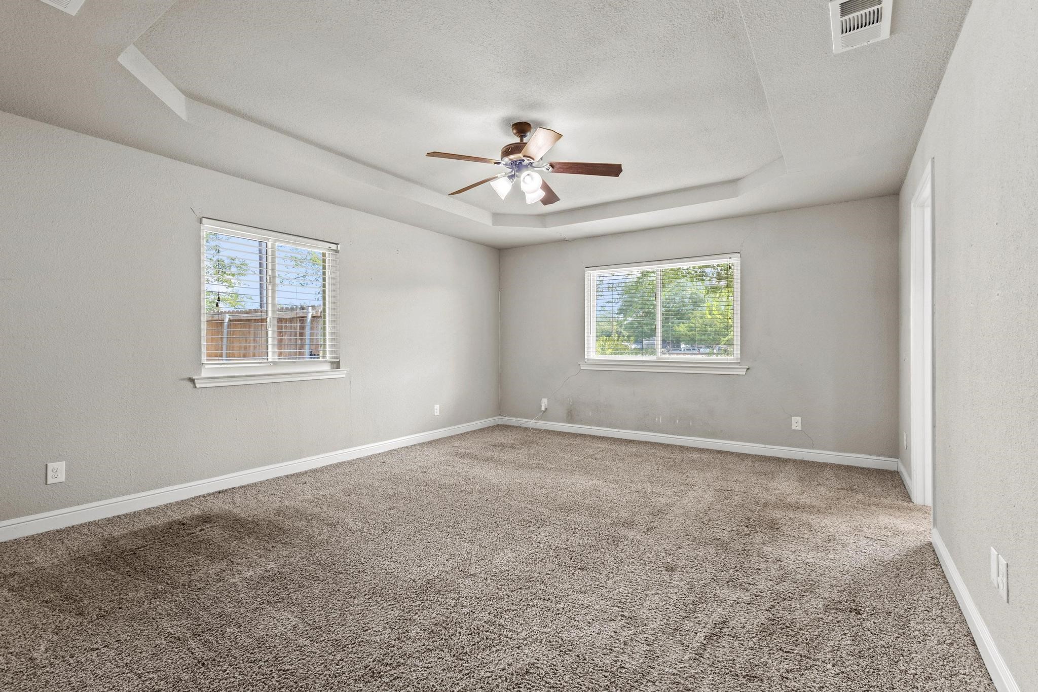 878 N Main Drive Van Alstyne TX 75495