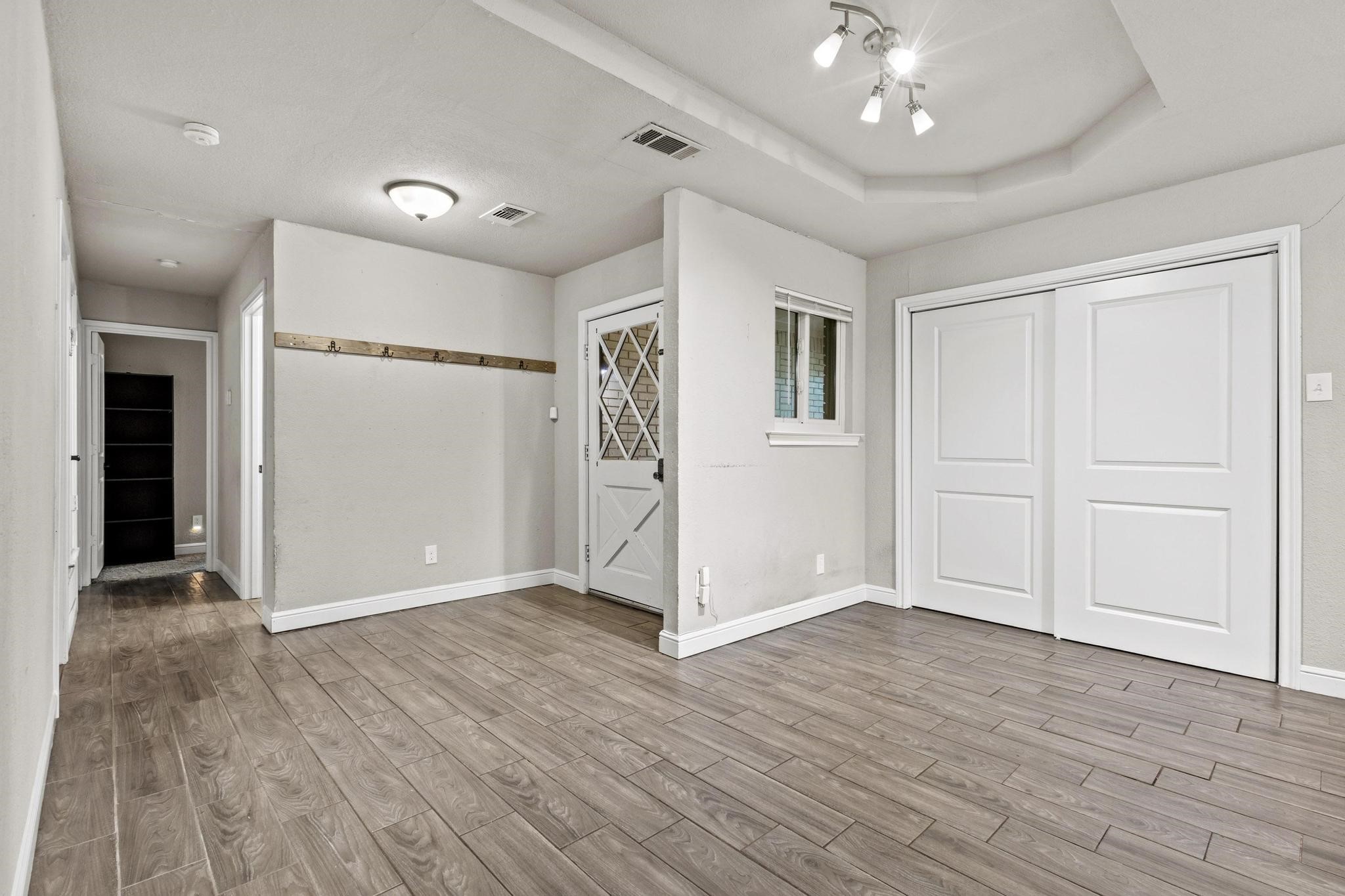 878 N Main Drive Van Alstyne TX 75495