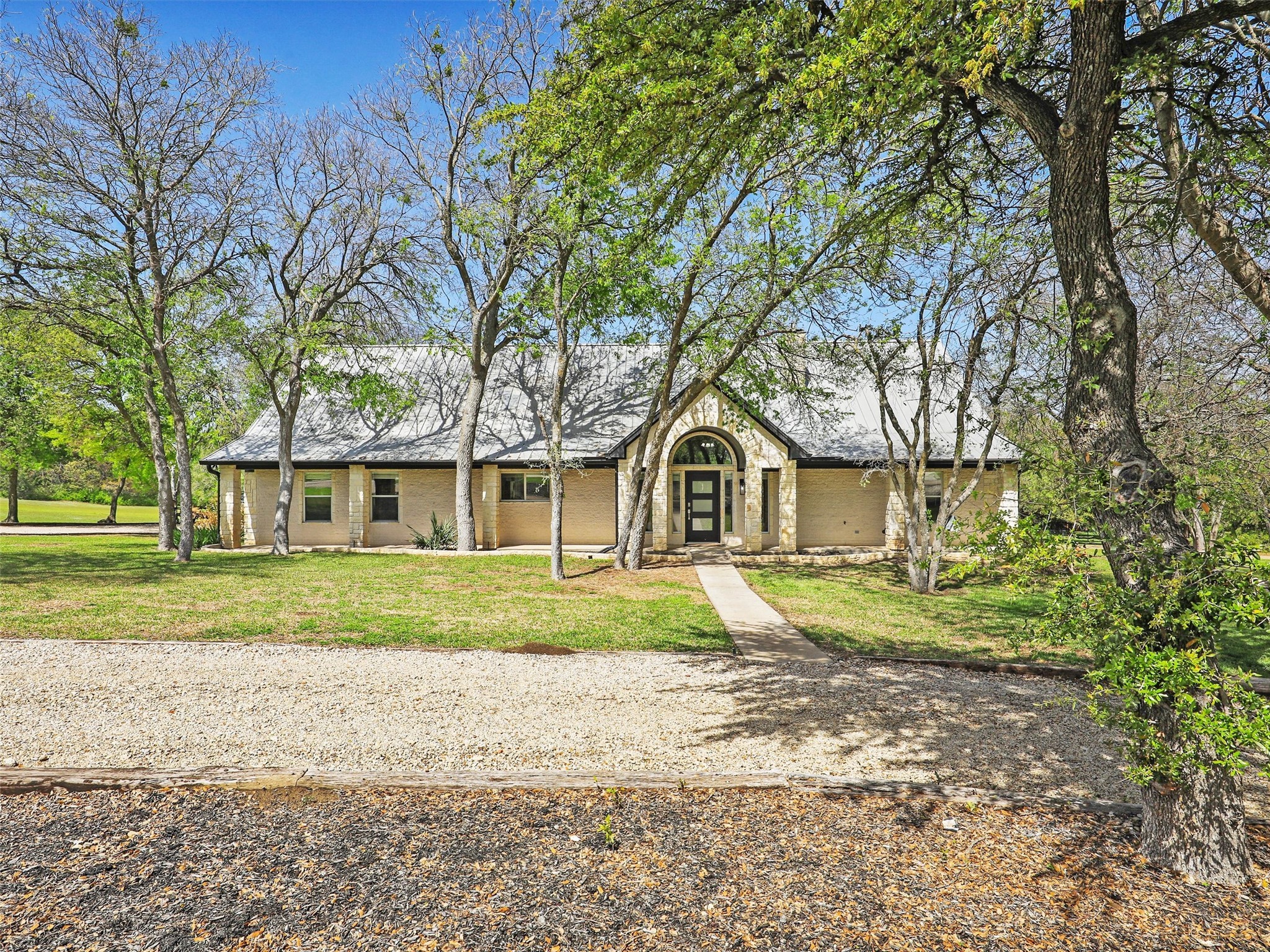 121 Hidden Hills Lane Fort Worth TX 76108