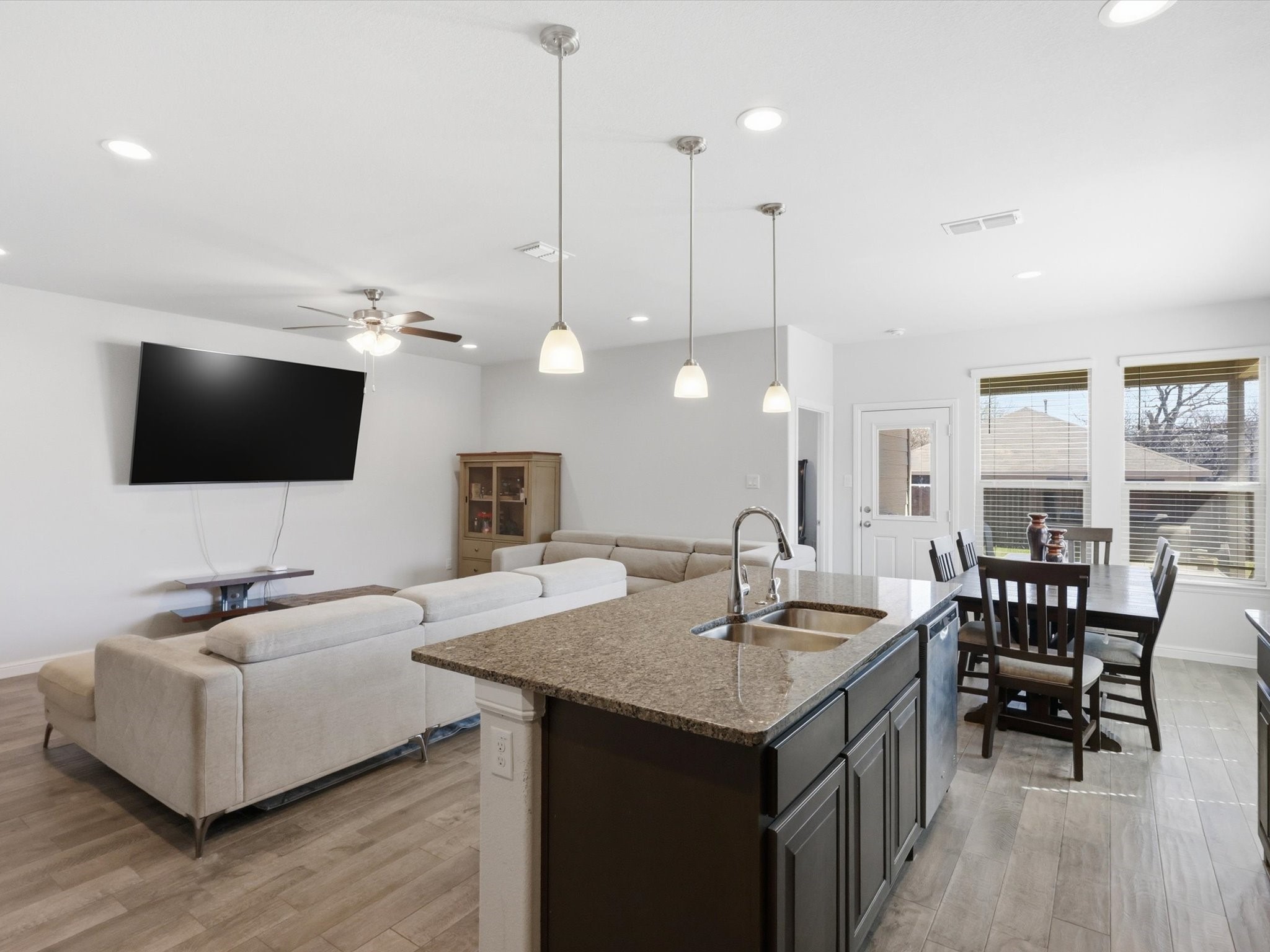 448 Regatta Lane Azle TX 76020