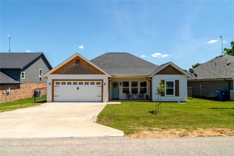 2703 San Gabriel Drive Granbury TX 76048