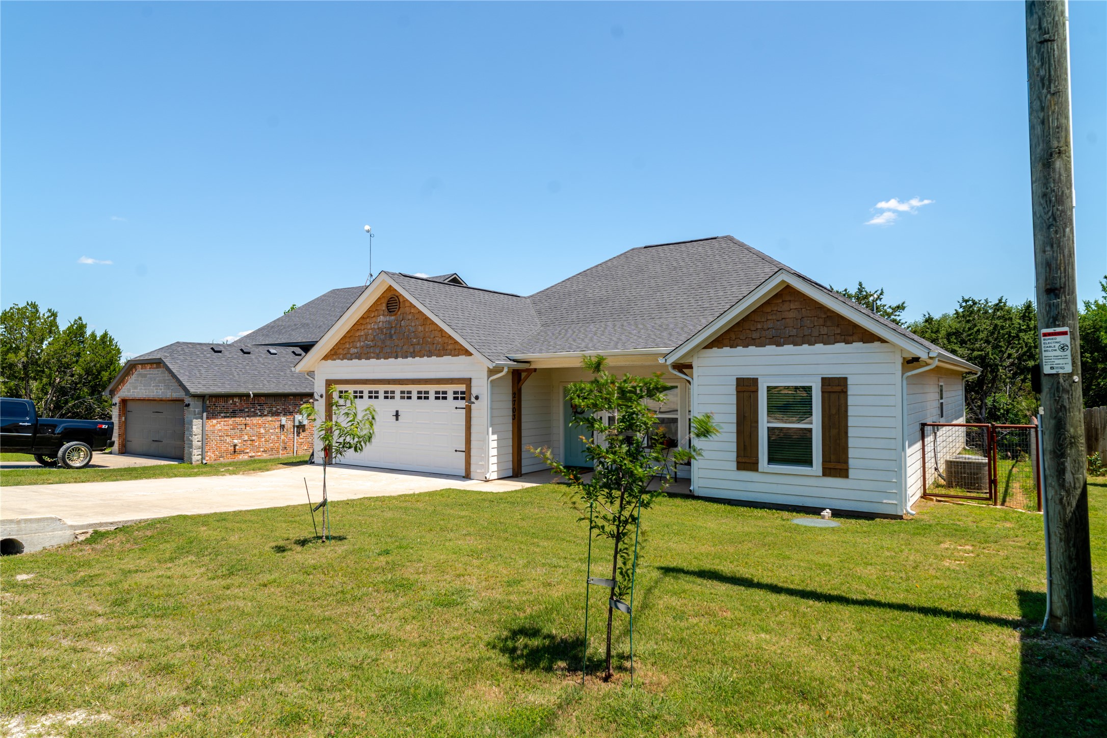 2703 San Gabriel Drive Granbury TX 76048