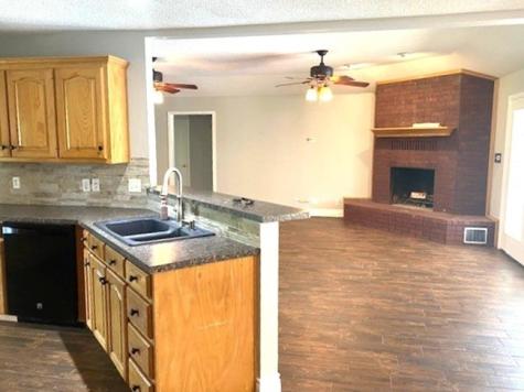 11466 Street Highway 31 E Murchison TX 75778